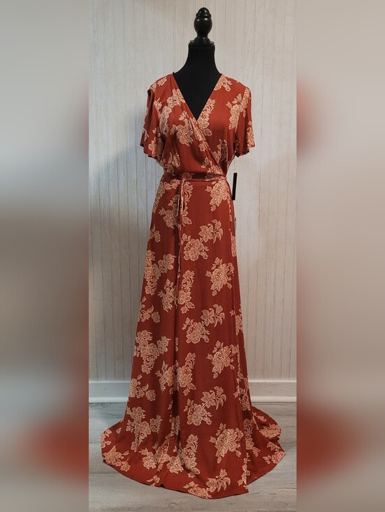 Lulus Dresses & Skirts - NWT Lulus Heart of Marigold Rust Red Floral Print Wrap Maxi Dress Size Medium